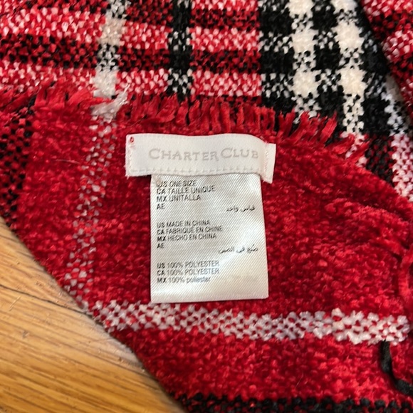 Plaid Scarf Red, White, Black - Picture 3 of 6